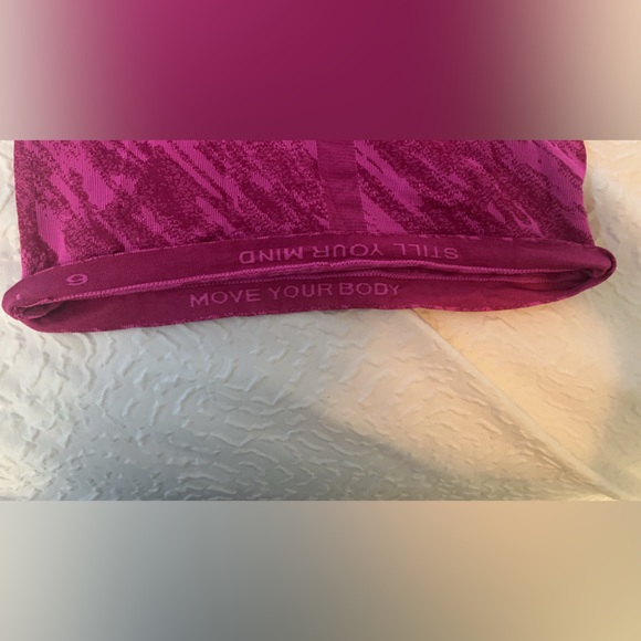 Lululemon Swiftly Tech Short Sleeve - Picture 4 of 4